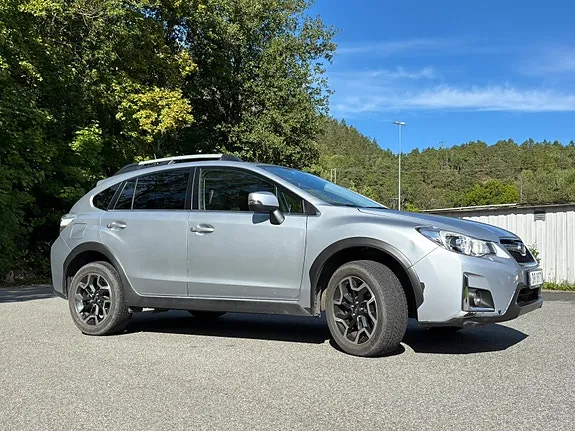 Subaru Xv 2017 photo 3