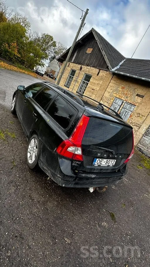 Volvo V70 2008 photo 4