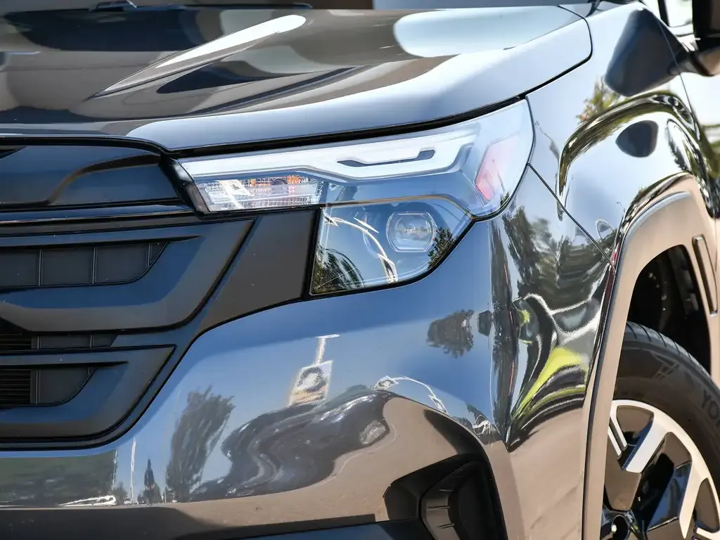 Subaru Forester 2025 photo 5