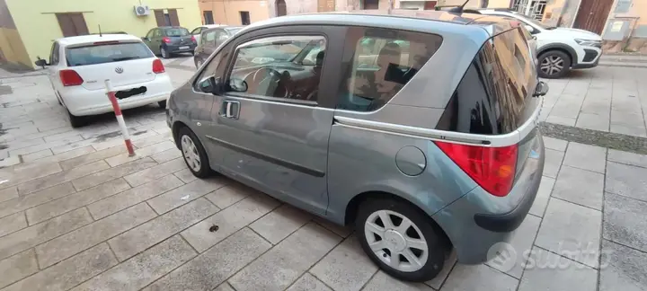 Peugeot 1007 2006 photo 4
