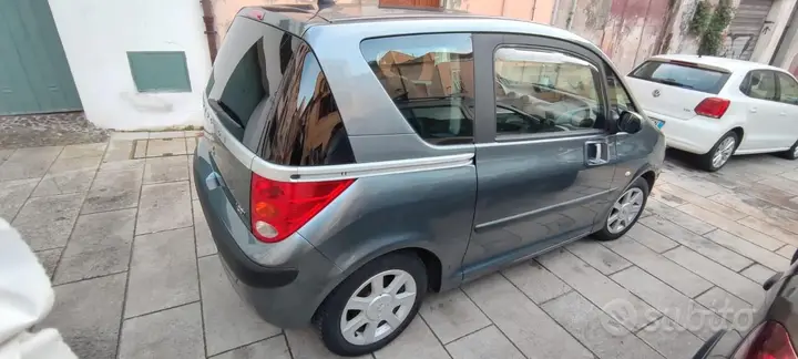 Peugeot 1007 2006 photo 3