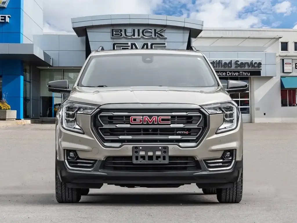 GMC Terrain 2023 photo 2