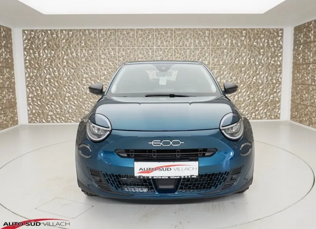 Fiat 600 2025 photo 2