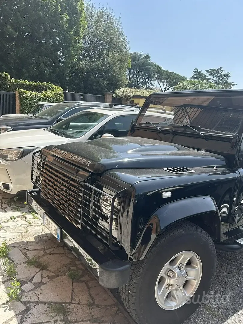 Land Rover Defender 2008 photo 2