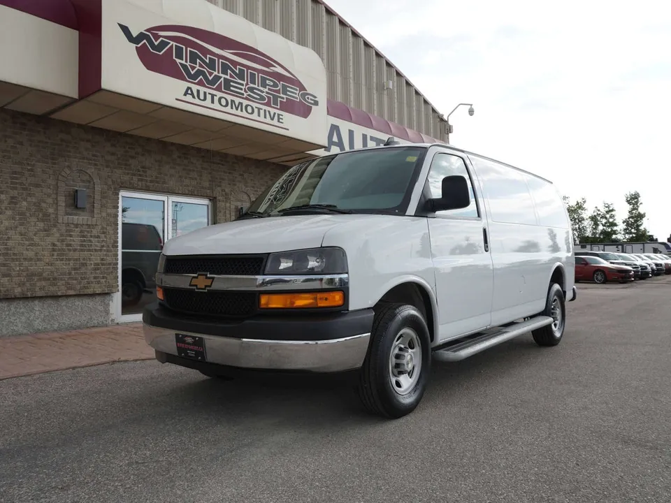 Chevrolet Express 2024 photo 3