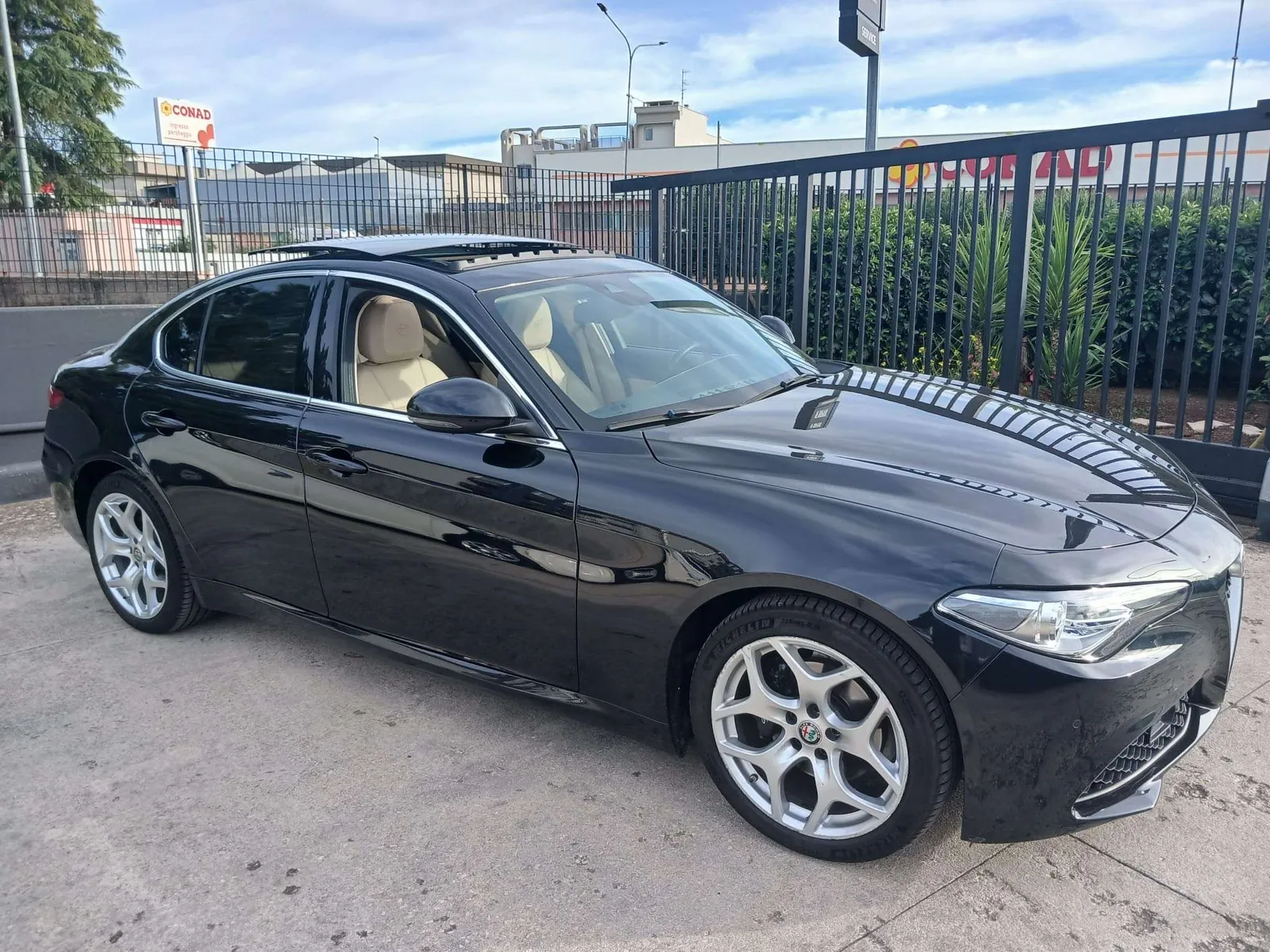 Alfa Romeo Giulia 2020 photo 2