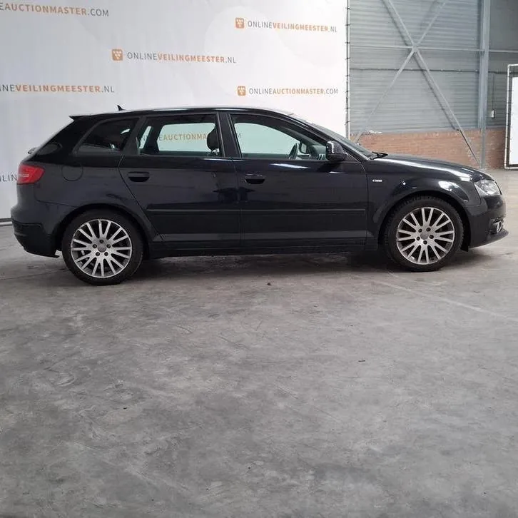 Audi A3 2010 photo 3