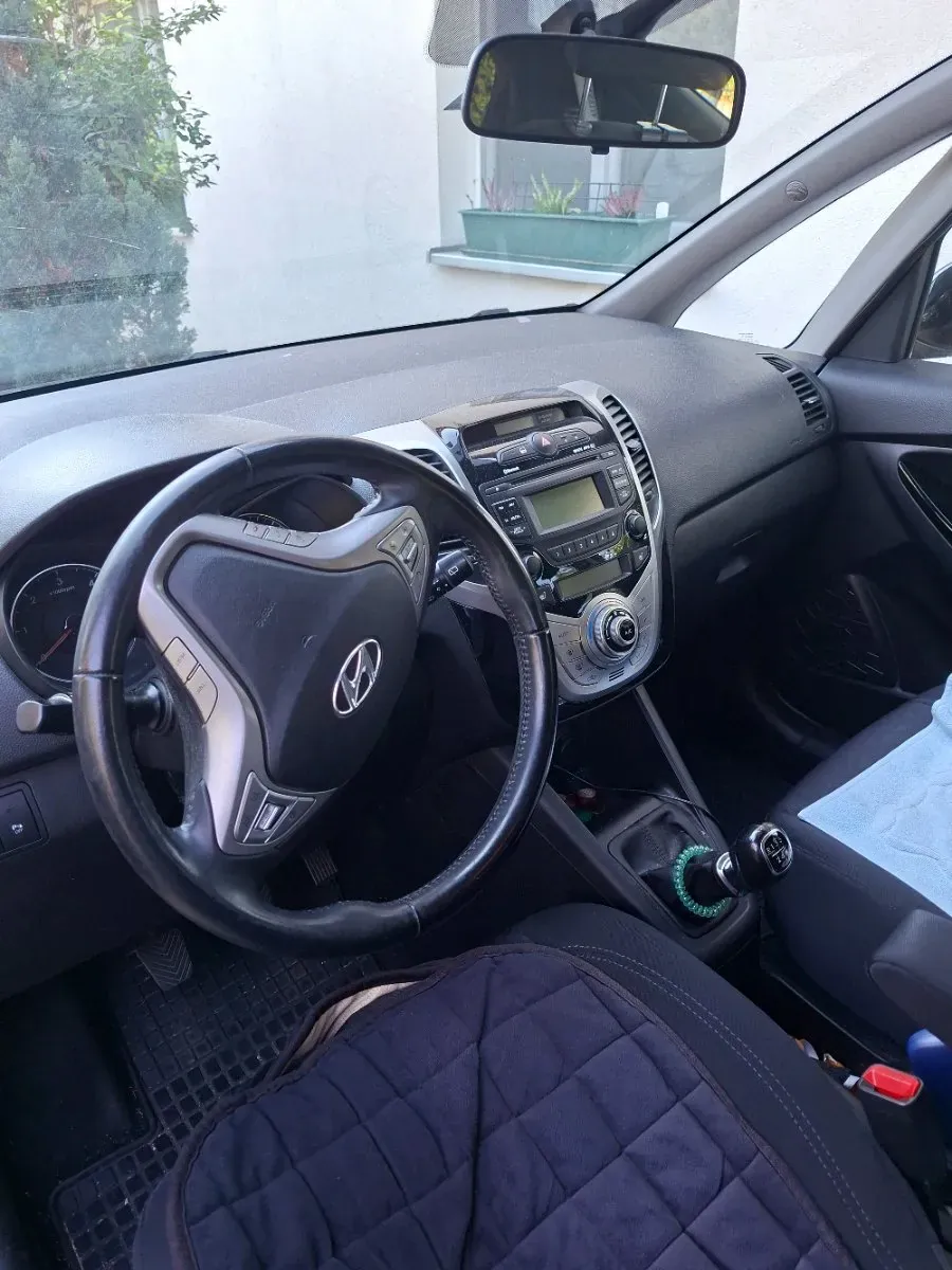 Hyundai Ix20 2015 photo 3