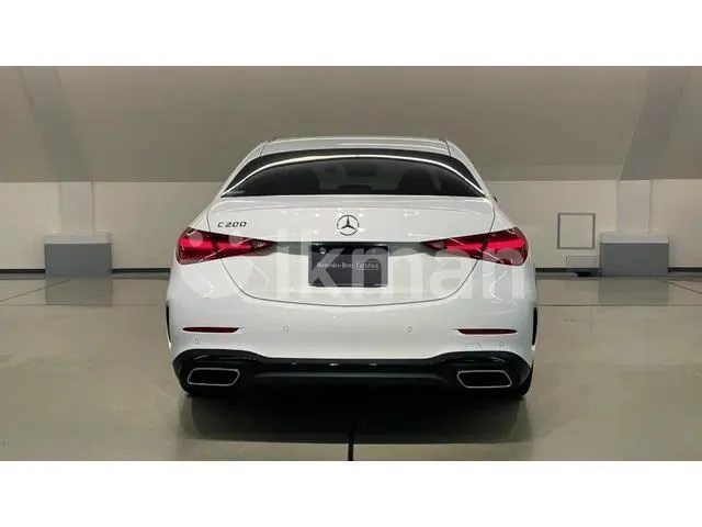 Mercedes-Benz C200 2025 photo 5