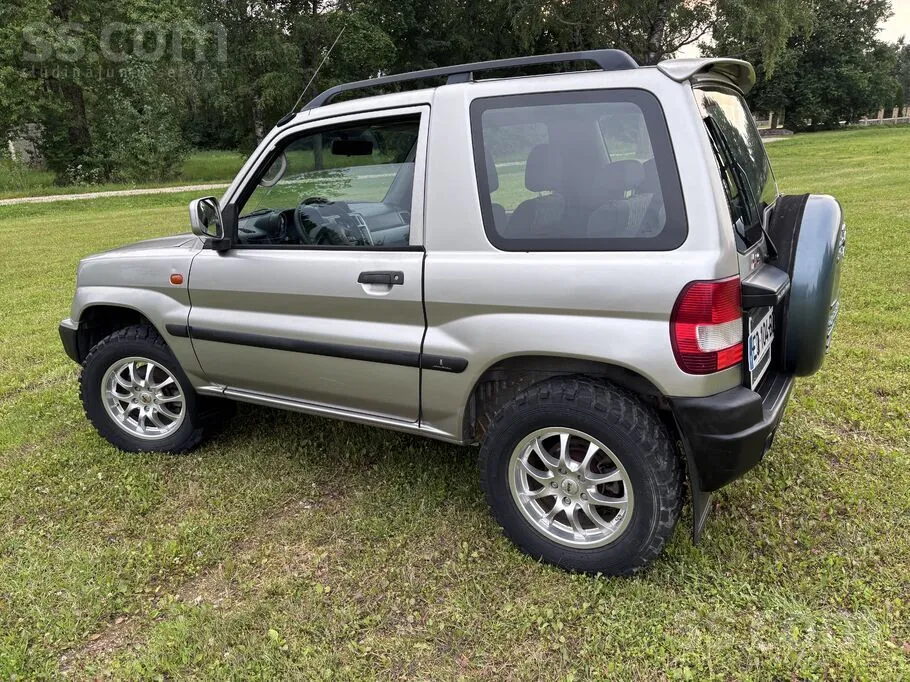 Mitsubishi Pajero Pinin 1999 photo 3