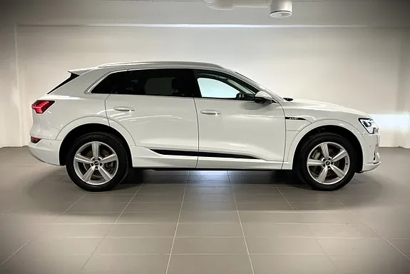 Audi E-Tron 2022 photo 3