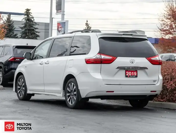 Toyota Sienna 2019 photo 5