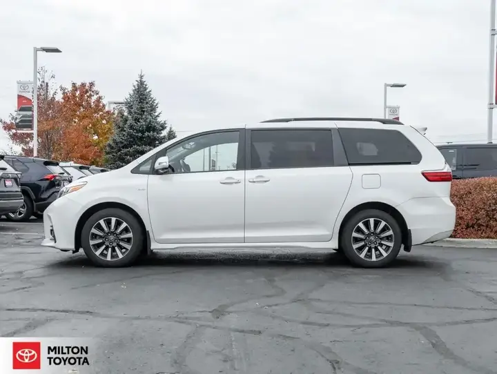 Toyota Sienna 2019 photo 3