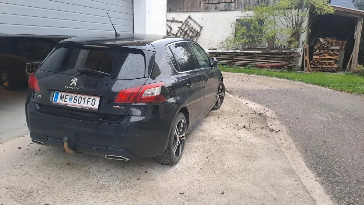 Peugeot 308