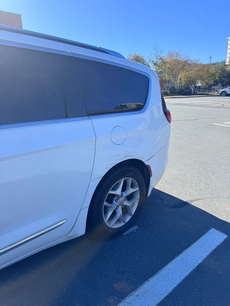 Chrysler Pacifica 2018 photo 3