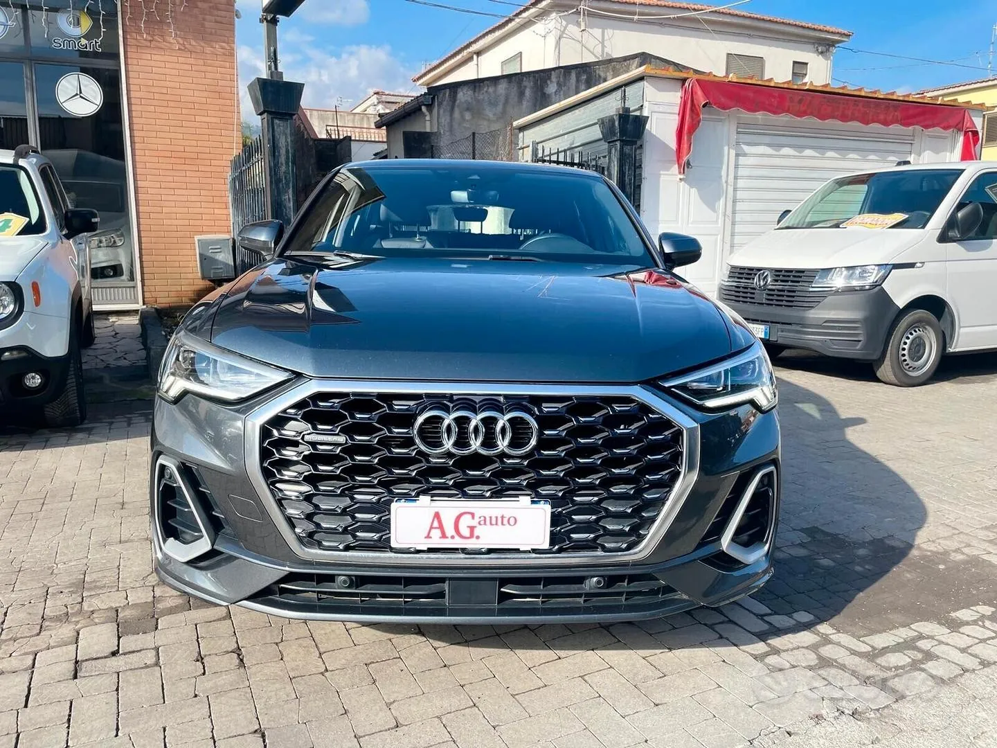 Audi Q3 2020 photo 2