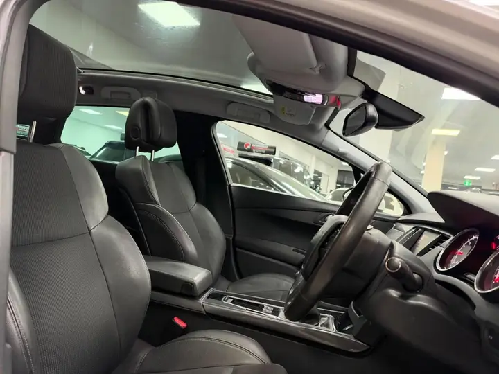 Peugeot 508 Sw 2016 photo 2
