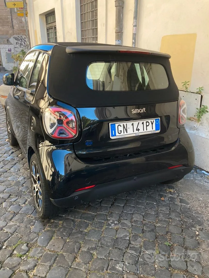 Smart Fortwo 2023 photo 2
