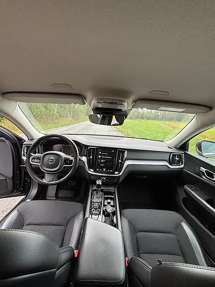 Volvo V60 2019 photo 5