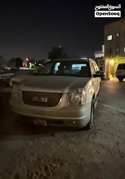 GMC Yukon 2009 photo 3