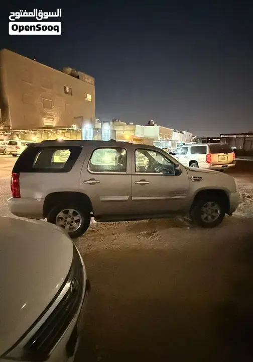 GMC Yukon 2009 photo 2