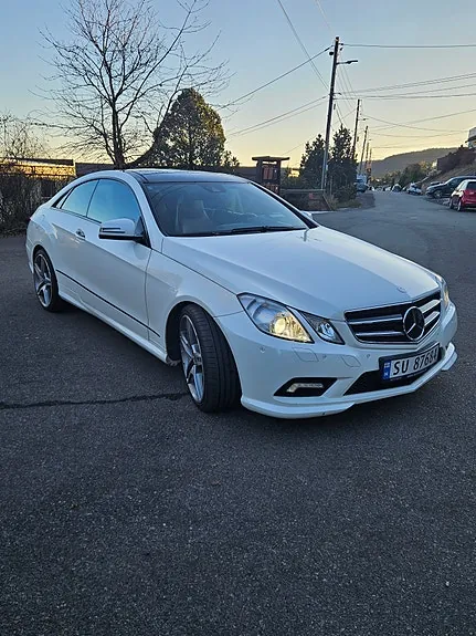 Mercedes-Benz E220 2010 photo 2