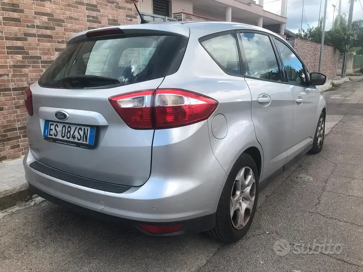 Ford C-Max 2013 photo 2