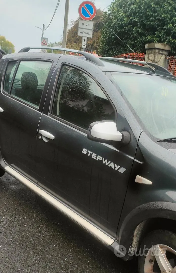Dacia Sandero 2011 photo 3