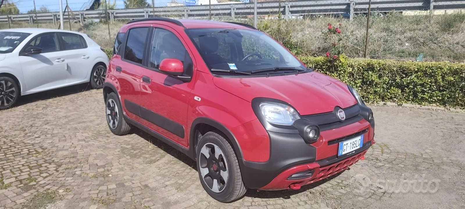 Fiat Panda Cross 2024 photo 2