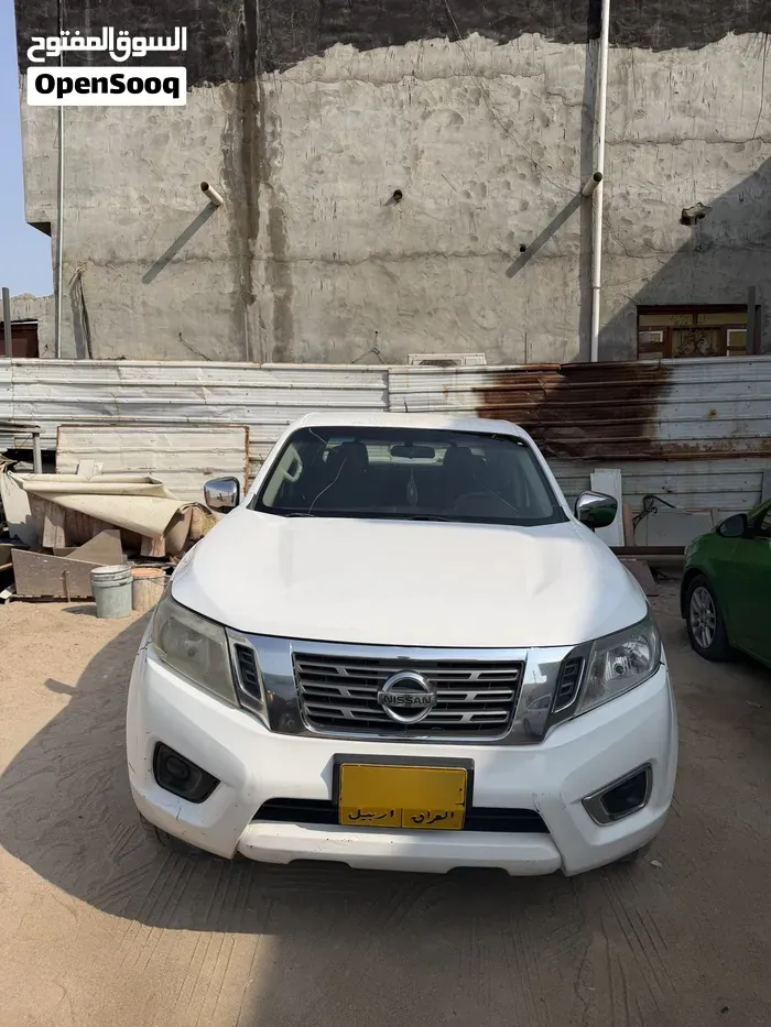 Nissan Navara 2016 photo 2