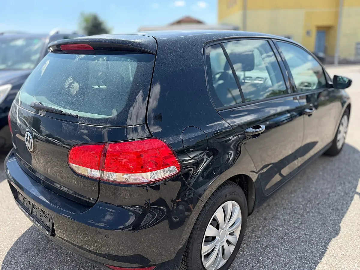 Volkswagen Golf 2012 photo 3