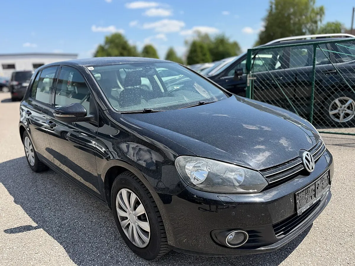 Volkswagen Golf 2012 photo 2