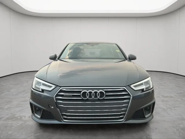 Audi A4 2019 photo 2