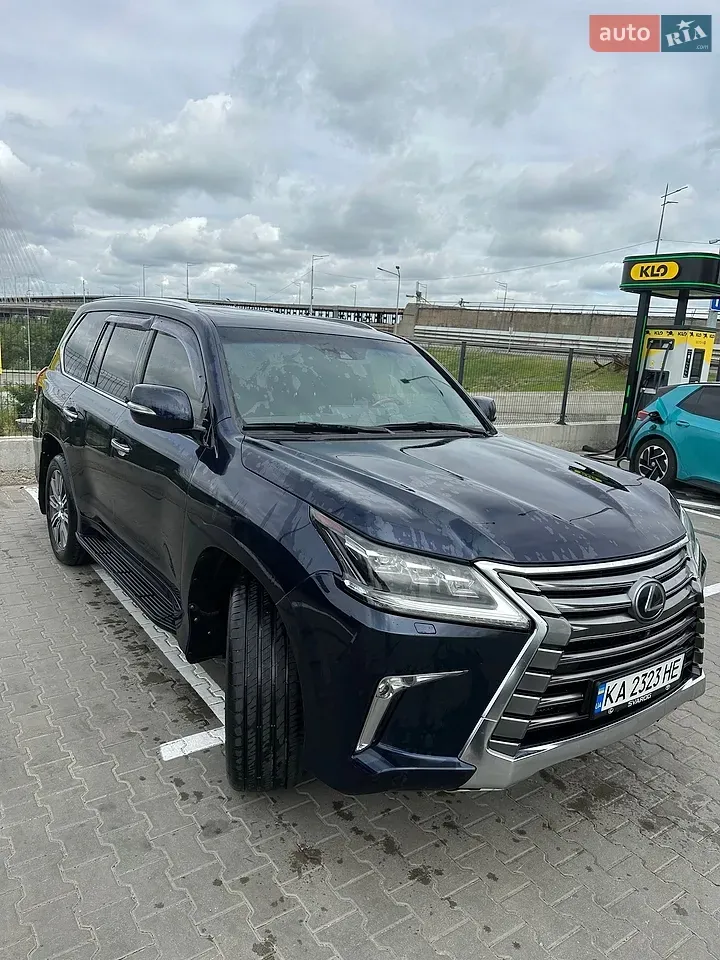 Lexus Lx 2017 photo 2