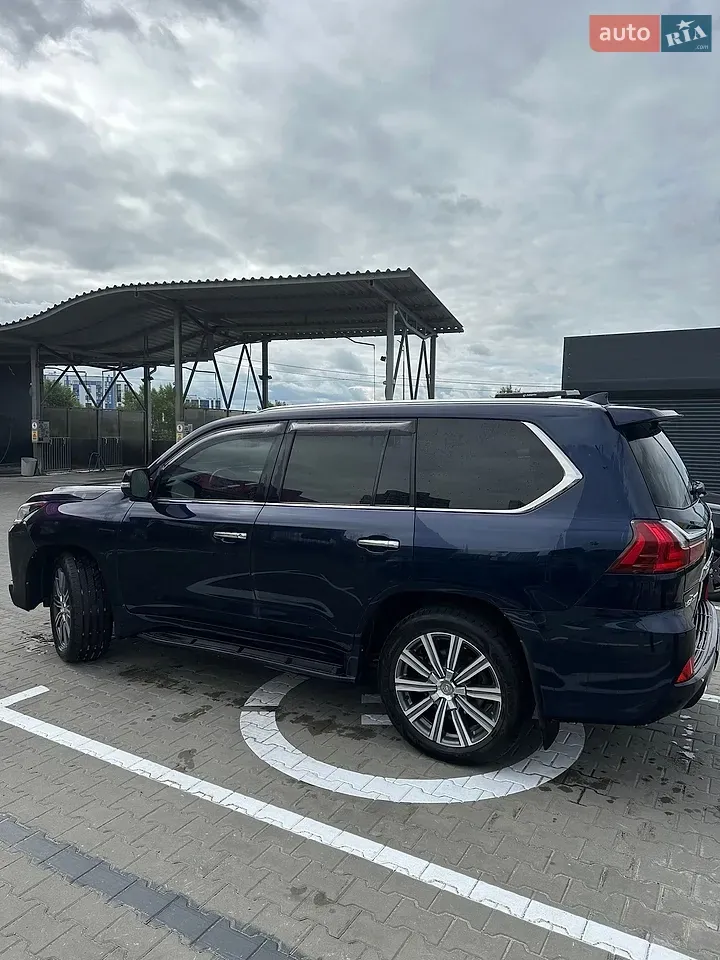 Lexus Lx 2017 photo 5