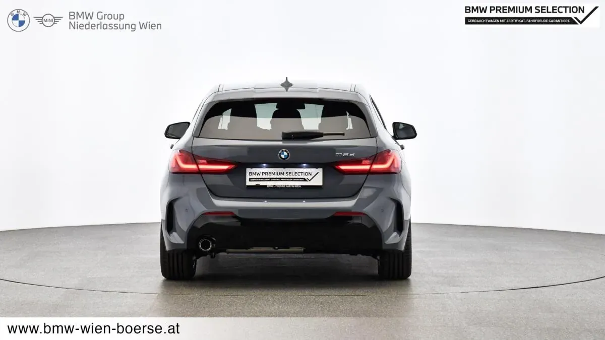 BMW 1 Series 2024 photo 2
