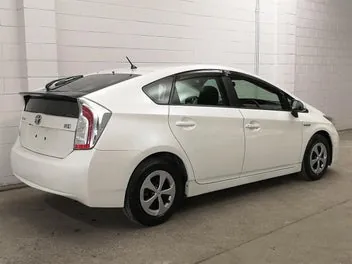 Toyota Prius 2013 photo 3