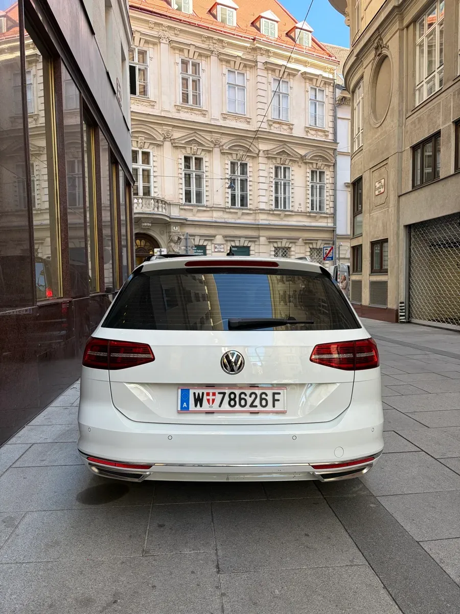 Volkswagen Passat 2014 photo 2