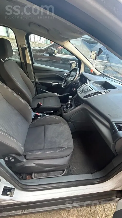 Ford C-Max 2013 photo 5
