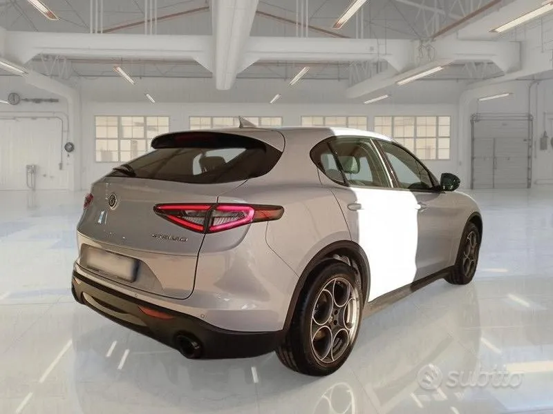 Alfa Romeo Stelvio 2023 photo 4