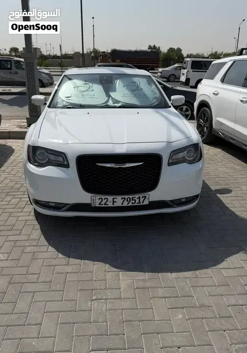 Chrysler 300 2023 photo 5
