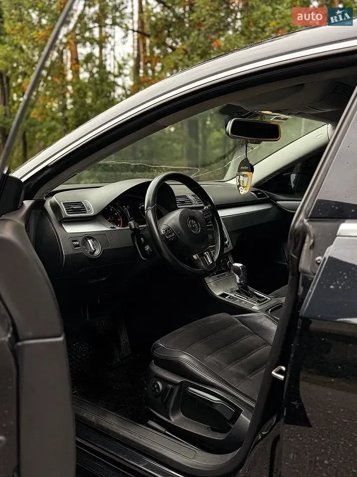 Volkswagen Passat 2011 photo 5