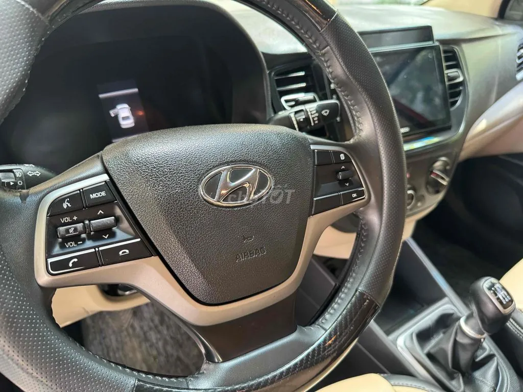 Hyundai Accent 2022 photo 4