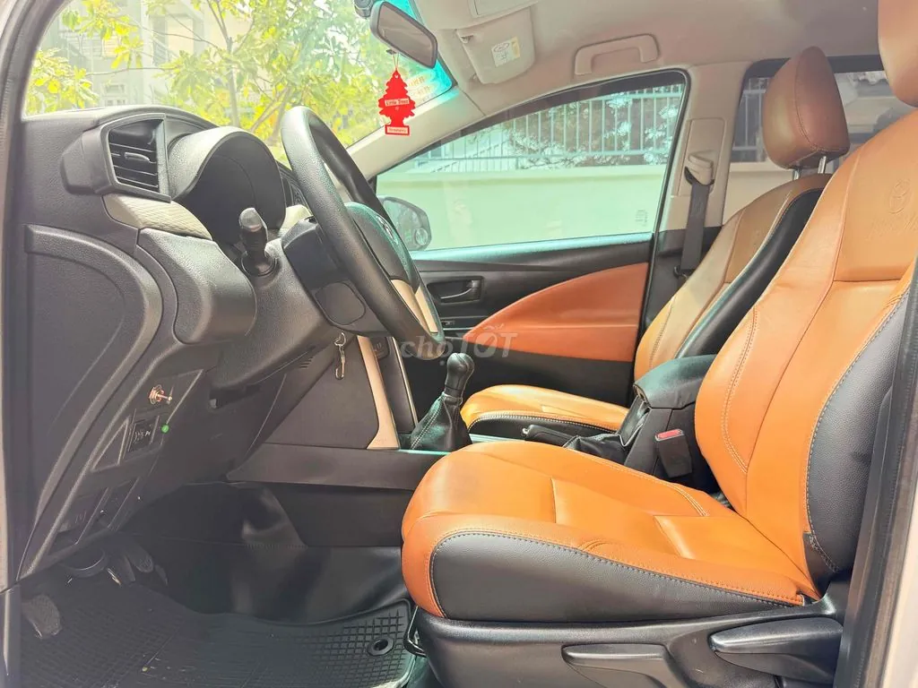 Toyota Innova 2016 photo 4