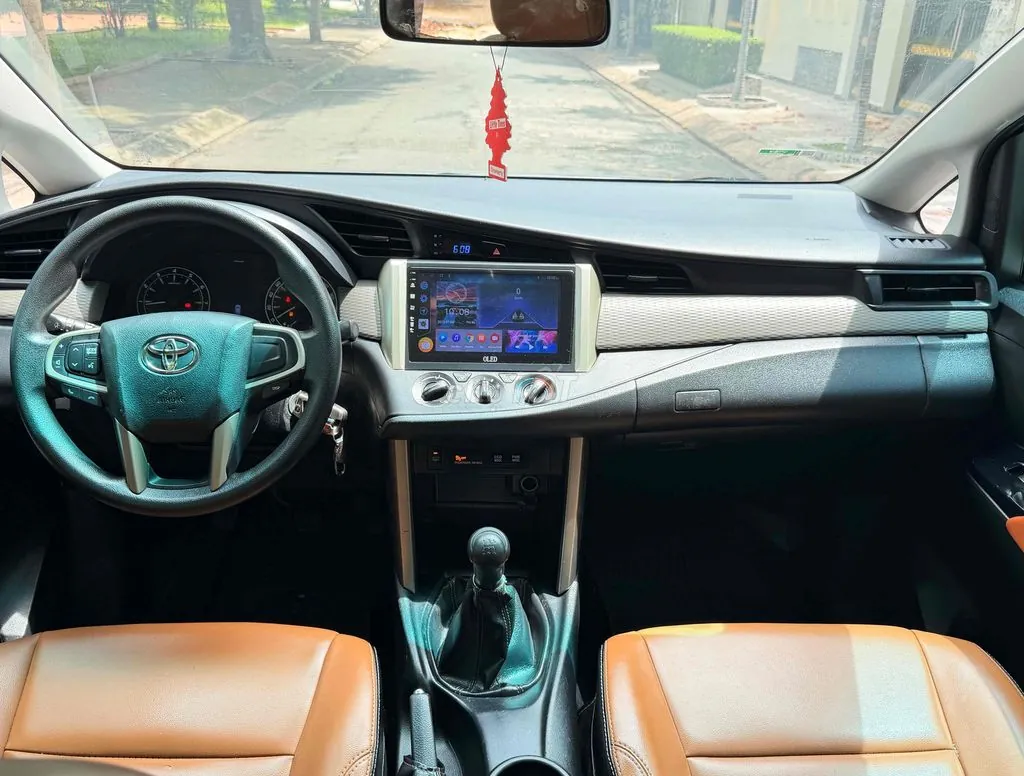 Toyota Innova 2016 photo 5