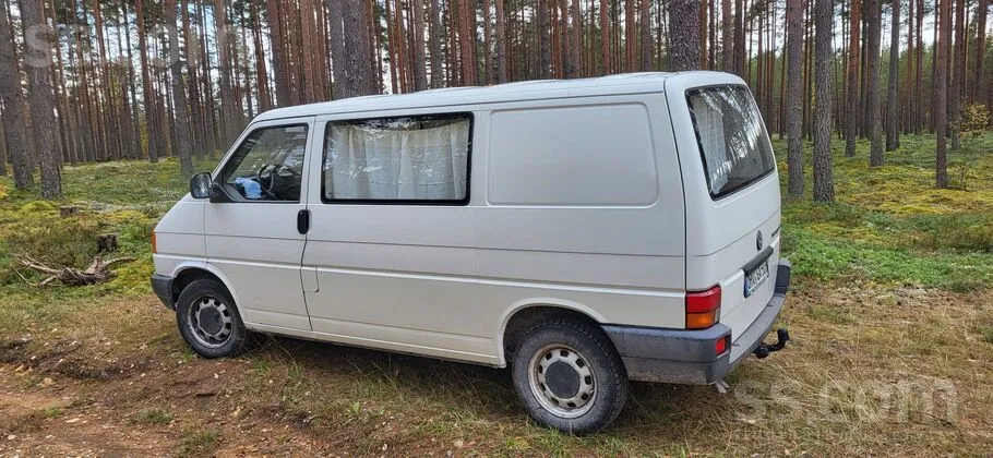 Volkswagen T4 1995 photo 2
