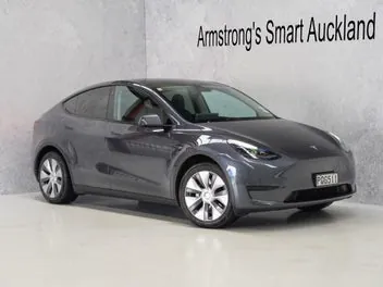 Tesla Model Y 2022 photo 2