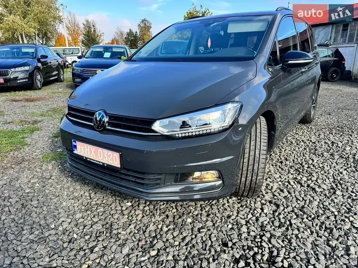 Volkswagen Touran