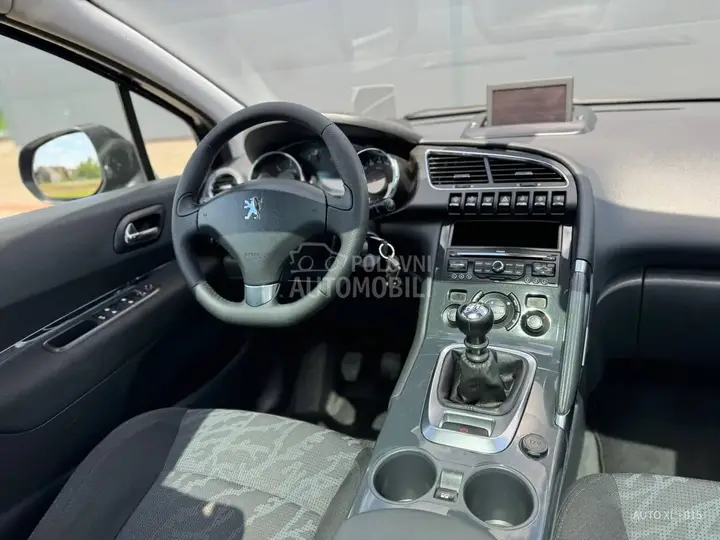 Peugeot 3008 2009 photo 2