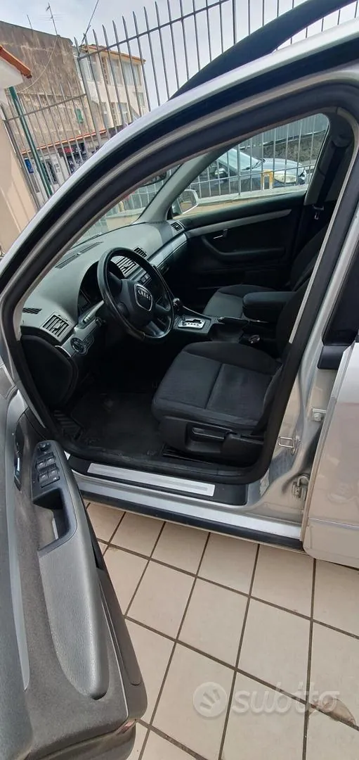 Audi A4 2007 photo 4